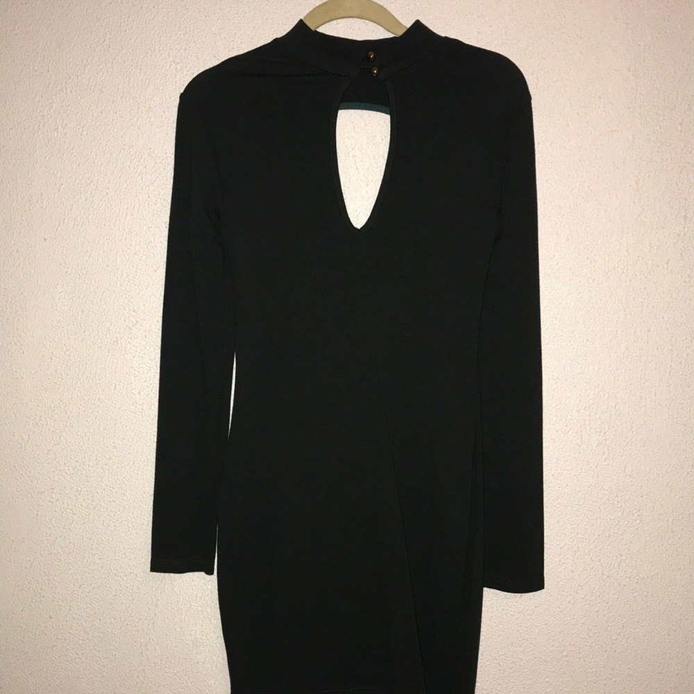 Dress - Picture 2 of 4